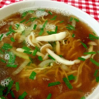 ニラとしめじのラーメン♡